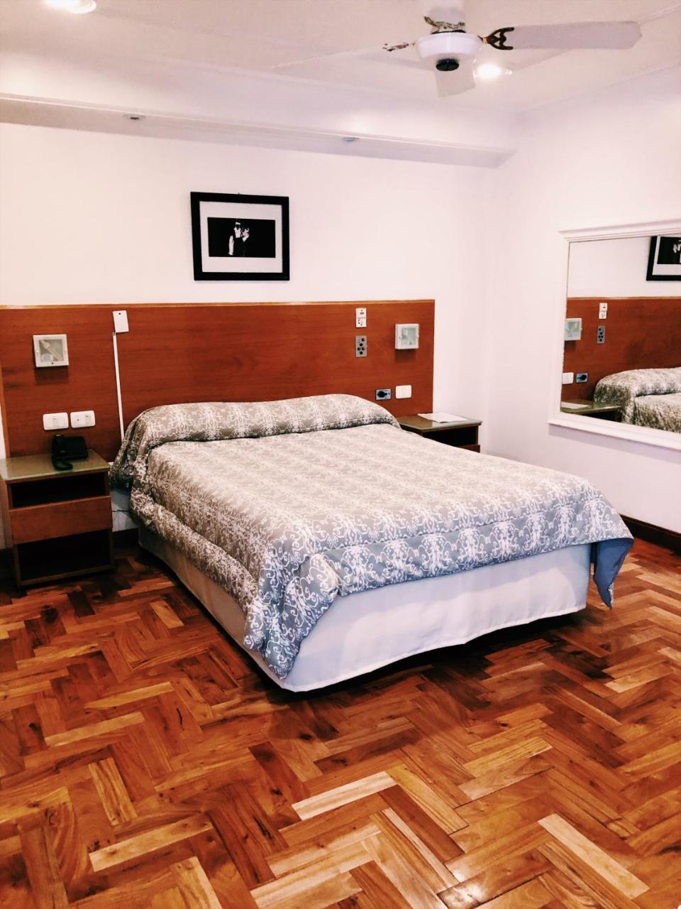 Petit Hotel